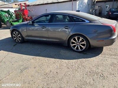 Culoaregri Utilizat 2016 Jaguar XJ Luxury Berlinǎ | 18.150 EUR