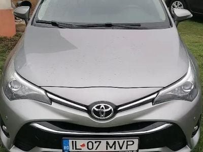 Second-hand Toyota Avensis 150 CP (110 kW) 2016 Gri Berlinǎ