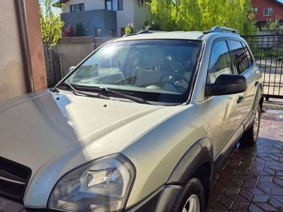 second-hand Hyundai Tucson 2.0 DOHC 2WD