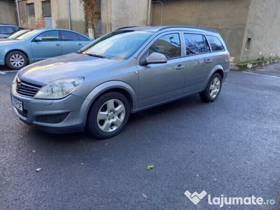 second-hand Opel Astra 1.7 125cp 2010