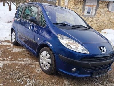 Culoarealbastru Utilizat 2005 Peugeot 1007 Sport Monovolum | 1.850 EUR
