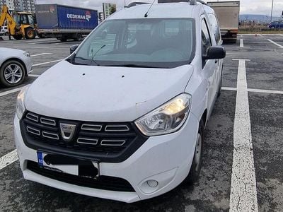 Second-hand Dacia Dokker Ambiance 75 CP (55 kW) 2019 Culoarealb Monovolum