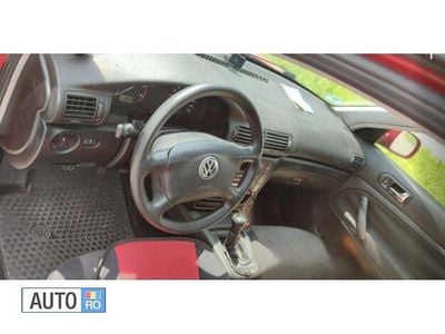 Second-hand VW Passat 105 CP (77 kW) 1997 Rosu Break