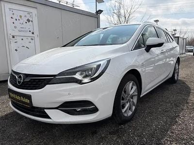 Second-hand Opel Astra Edition 122 CP (89 kW) 2021 Alb Break