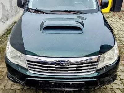 Verde Second-hand 2010 Subaru Forester SUV | 4.490 EUR