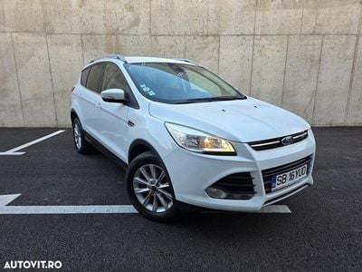 Second-hand Ford Kuga Trend 120 CP (88 kW) 2016 Culoarealb SUV