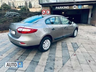 Second-hand Renault Fluence 190 CP (139 kW) 2011 Gri Berlinǎ
