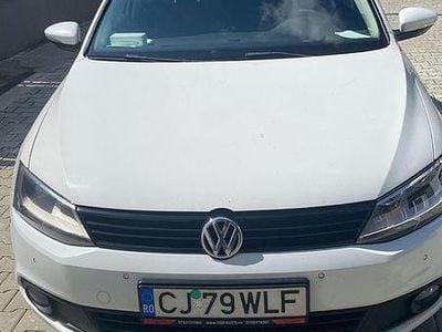 Culoarealb Second-hand 2014 VW Jetta Comfortline Berlinǎ | 5.000 EUR (Super Preț)