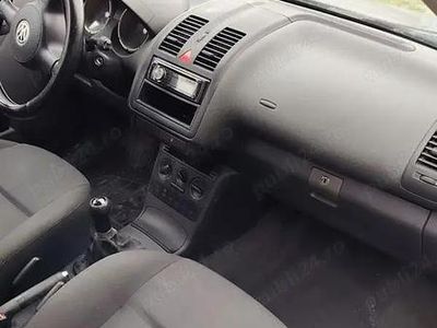 Negru Utilizat 2000 VW Polo Hatchback | 650 EUR