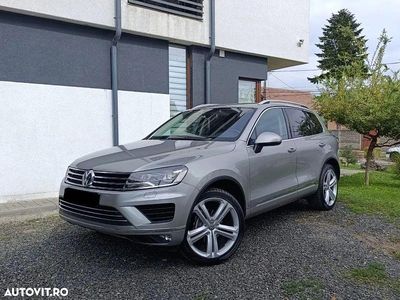 Culoaregri Utilizat 2016 VW Touareg SUV | 15.490 EUR