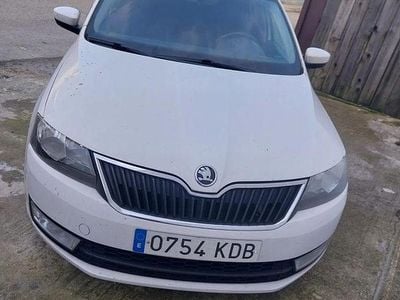 Second-hand Skoda Rapid Style 115 CP (84 kW) 2018 Culoarealb Berlinǎ