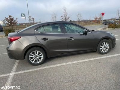 second-hand Mazda 3 G100