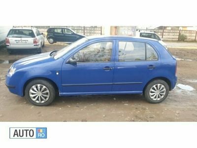 Second-hand Skoda Fabia 75 CP (55 kW) 2001 Albastru Hatchback