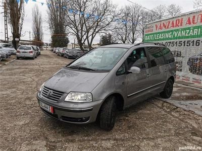 Second-hand VW Sharan 204 CP (150 kW) 2005 Gri Monovolum
