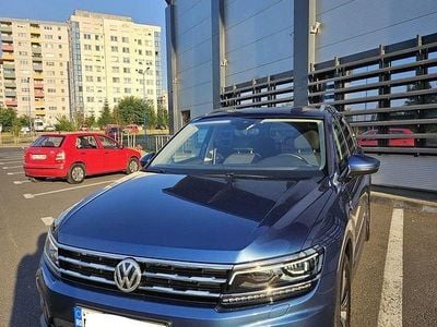 Culoarealbastru Utilizat 2018 VW Tiguan Highline SUV | 19.500 EUR (Preț OK)