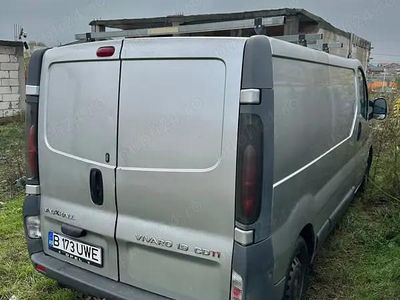 Utilizat 2006 Opel Vivaro Monovolum | 800 EUR