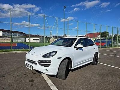 Utilizat 2015 Porsche Cayenne SUV | 28.500 EUR (Puțin scump)