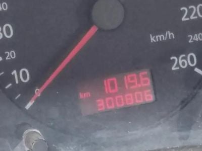 Utilizat 2003 Audi A6 Berlinǎ | 1.000 EUR