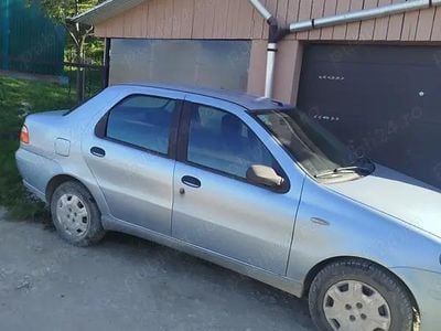 Utilizat 2006 Fiat Albea Berlinǎ | 4.000 EUR