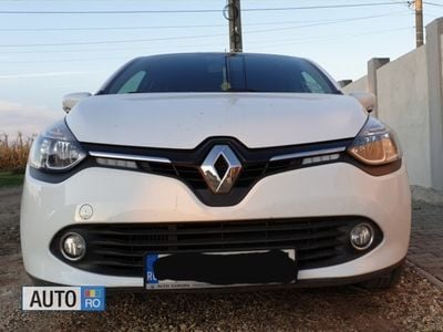 Second-hand Renault Clio IV 90 CP (66 kW) 2015 Alb Hatchback