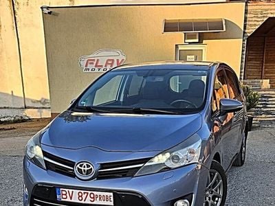 Albastru Utilizat 2014 Toyota Verso Comfort Monovolum | 9.450 EUR