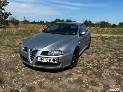 Utilizat 2005 Alfa Romeo GT Coupe | 1.990 EUR
