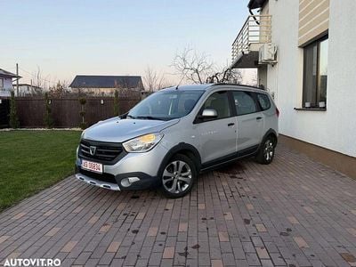 Culoaregri Utilizat 2017 Dacia Lodgy Stepway Monovolum | 7.990 EUR (Preț OK)