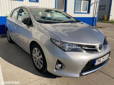 second-hand Toyota Auris 