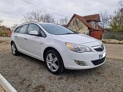 Utilizat 2011 Opel Astra Break | 2.999 EUR (Preț OK)