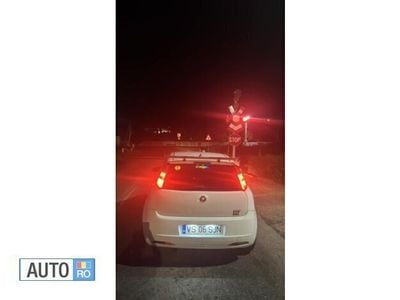 Second-hand Fiat Punto 75 CP (55 kW) 2010 Alb Hatchback