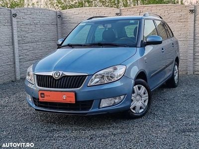 Second-hand Skoda Fabia 105 CP (77 kW) 2012 Albastru Hatchback