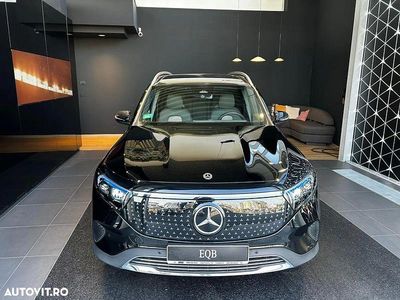Second-hand Mercedes EQB250+ 139 kW (190 CP) 2024 Culoarenegru SUV