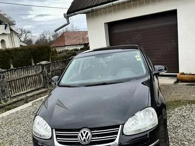 Second-hand VW Jetta 105 CP (77 kW) 2006 Berlinǎ