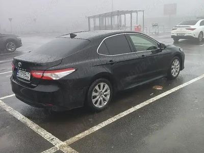 Second-hand Toyota Camry 218 CP (160 kW) 2019 Berlinǎ