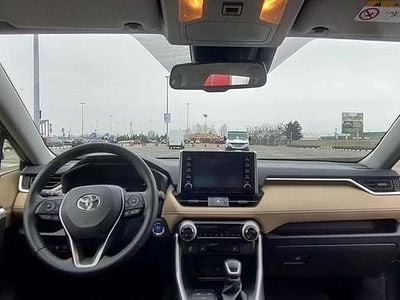 Culoaregri Second-hand 2021 Toyota RAV4 Hybrid SUV | 38.500 EUR (Scump)