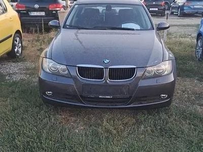 Second-hand BMW 320 2005 Berlinǎ