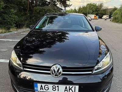 Negru Utilizat 2014 VW Golf VII Highline Hatchback | 8.900 EUR (Puțin scump)