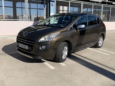 second-hand Peugeot 3008 Hybrid4