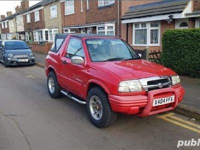Second-hand Suzuki Grand Vitara Sport 130 CP (95 kW) 2000 Rosu SUV