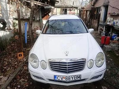 Utilizat 2004 Mercedes E320 Break | 3.700 EUR