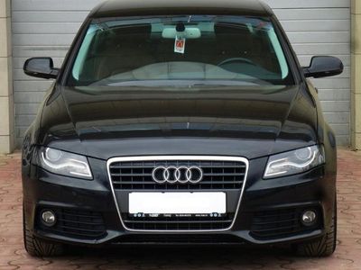 Negru Utilizat 2010 Audi A4 Berlinǎ | 13.300 EUR