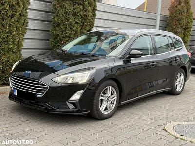 Second-hand Ford Focus Cool & Connect 120 CP (88 kW) 2019 Culoarenegru Break