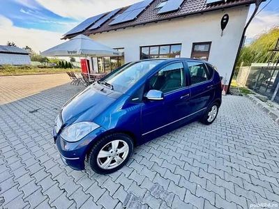 Utilizat 2011 Mercedes A180 | 3.000 EUR