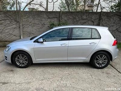 Second-hand VW Golf VII 110 CP (80 kW) 2016 Argintiu Hatchback