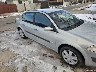 Utilizat 2003 Renault Mégane II Berlinǎ | 730 EUR (Preț OK)