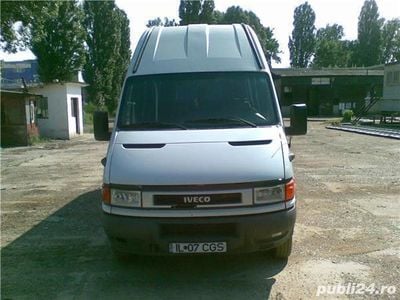 Second-hand Iveco Daily 120 CP (88 kW) 2009 Galben Van