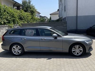 Gri Utilizat 2019 Volvo V60 Momentum Break | 17.450 EUR (Puțin scump)