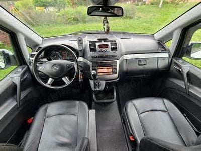 Utilizat 2011 Mercedes 300 Monovolum | 12.250 EUR