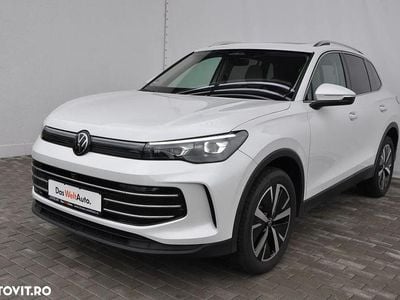 Albmetalicperleffect Second-hand 2024 VW Tiguan Elegance SUV | 46.500 EUR
