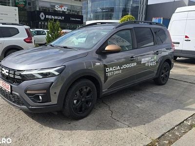 Nouă Dacia Jogger Extreme 100 CP (73 kW) 2025 Culoaregri Monovolum